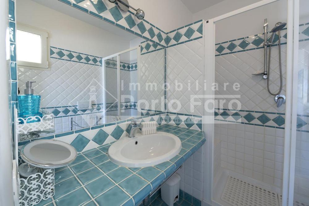 2 Pineta - Ampio Quadrilocale Sulla Spiaggia Di Porto Faro パラーウ エクステリア 写真